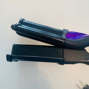 Hot Tools Ceramic Tourmaline Deep Waver